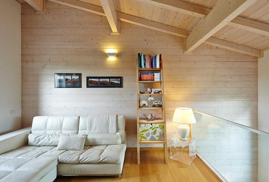 Decorare la casa pareti in legno pietra for Pareti case moderne